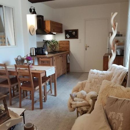 Manoir De La Guignardiere - Charme Et Douceur Chavagne 外观 照片